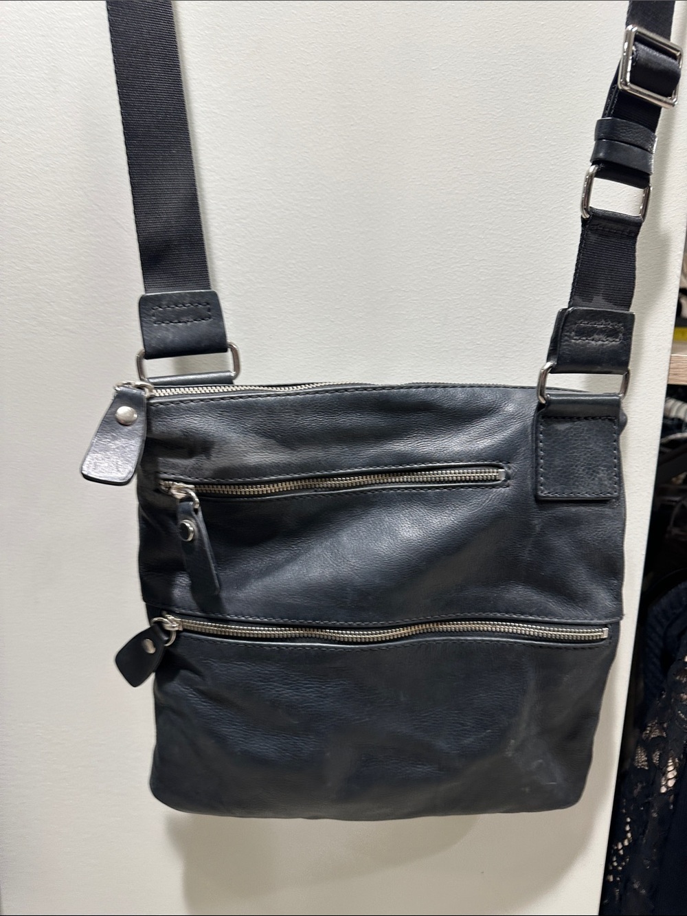 Men's Black Crossbody Leather Bag - Minimalist Everyday Carry